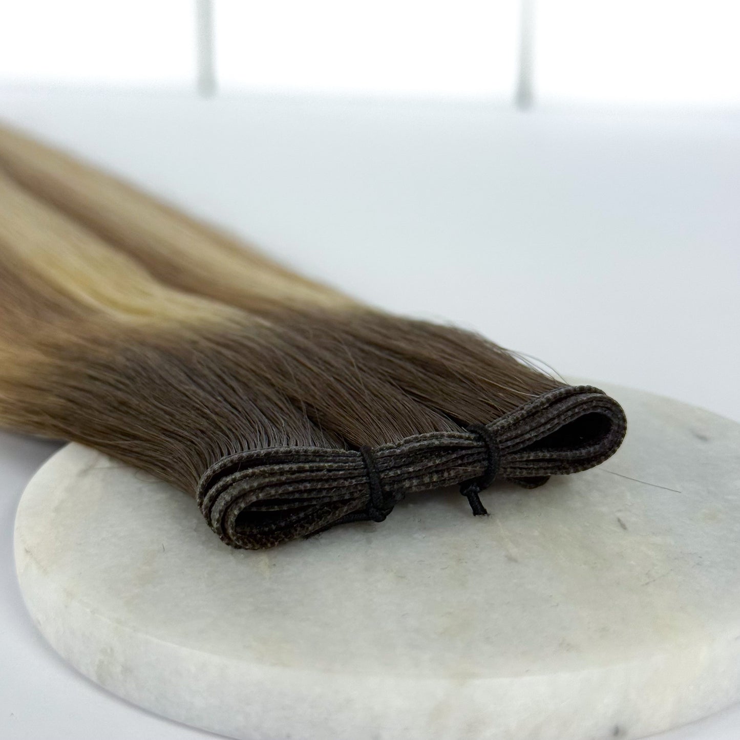 T4 8/60 Effet repousse brun moyen - méchées châtain & blond platine