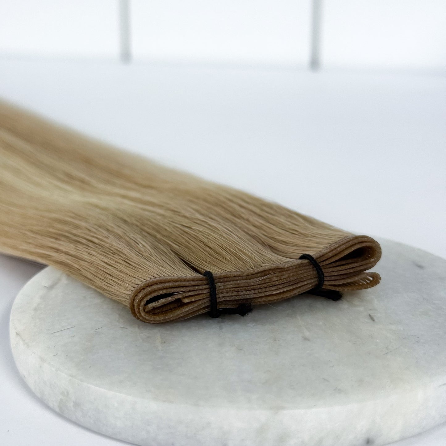 T18 18/60 | Effet repousse blond vanille - Méchées blond vanille & blond platine