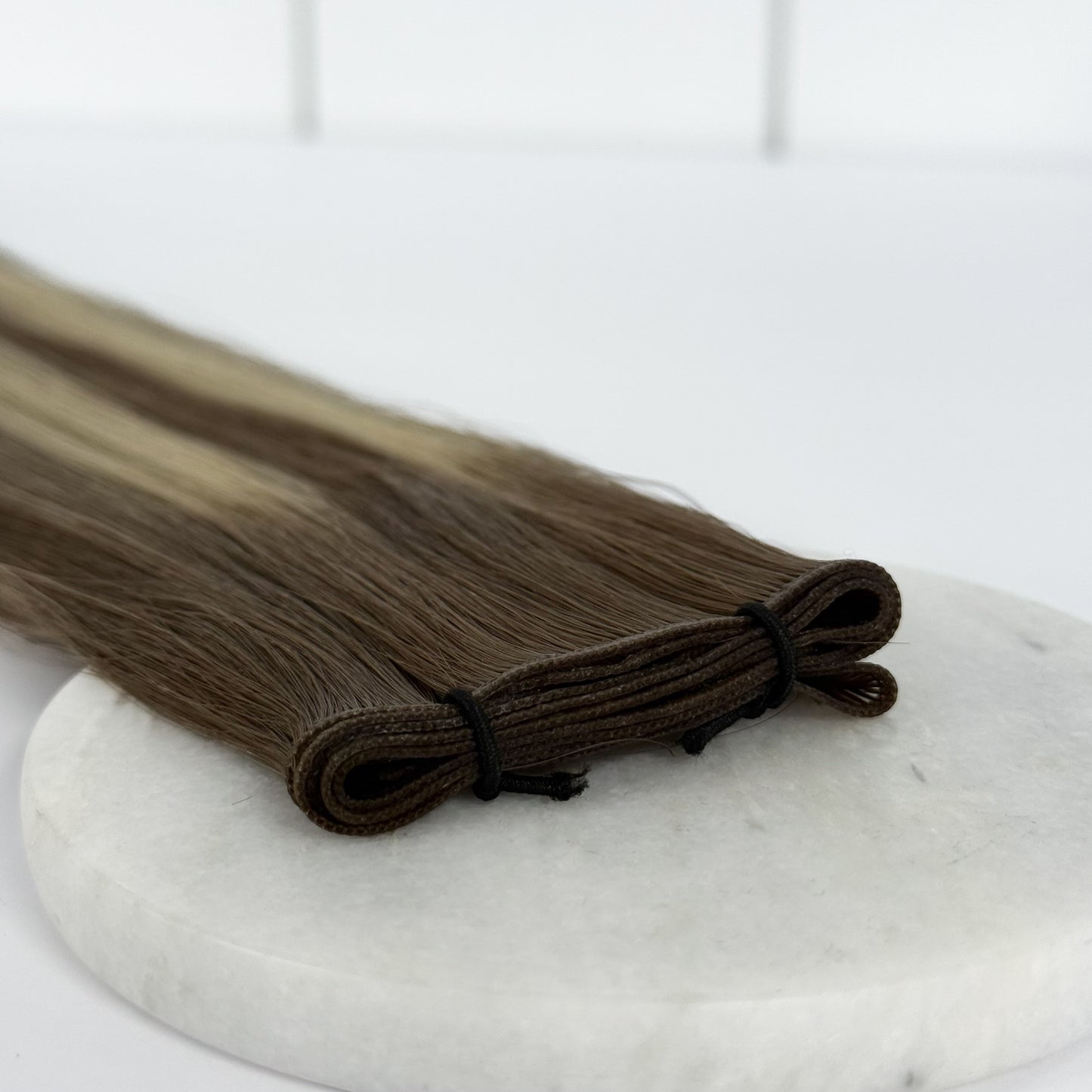 T5 5/60A | Effet repousse brun châtain froid - méchées brun châtain froid & blond platine cendré